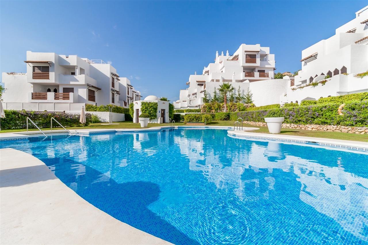 Golf Hill Estepona Canovas ภายนอก รูปภาพ