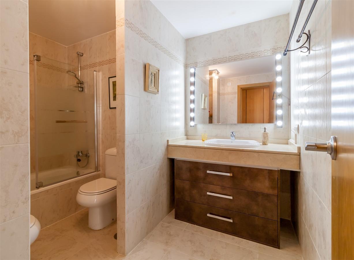 Golf Hill Estepona Canovas ภายนอก รูปภาพ