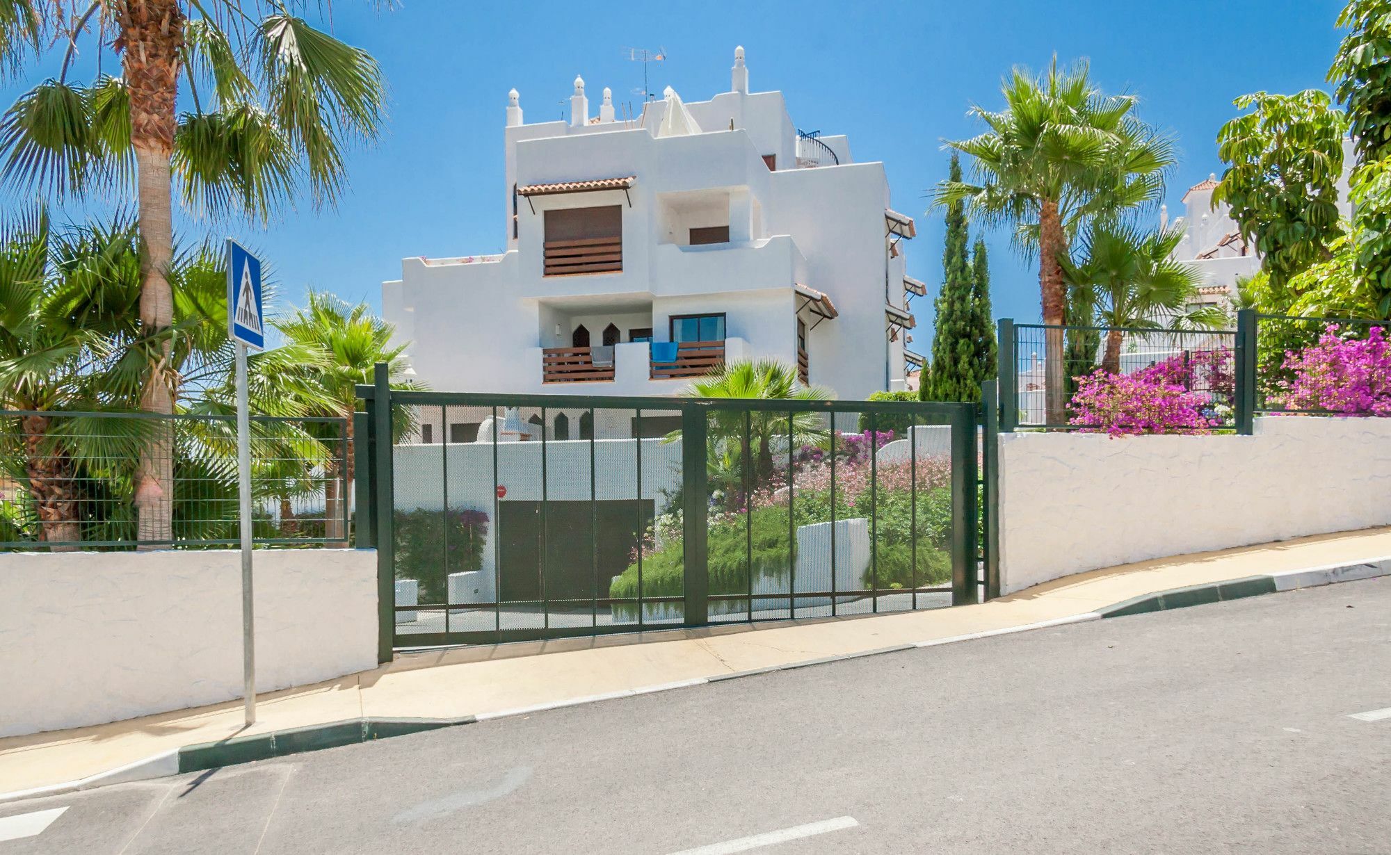 Golf Hill Estepona Canovas ภายนอก รูปภาพ